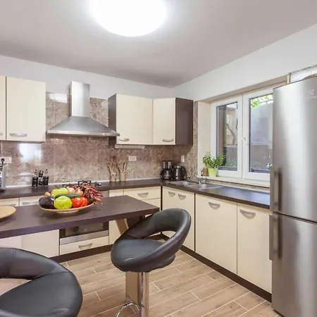 Cupido In Makarska, Private Pool וילה *