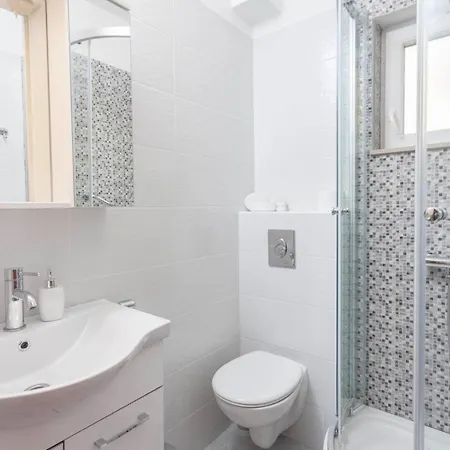 וילה Cupido In Makarska, Private Pool מאקרסקה