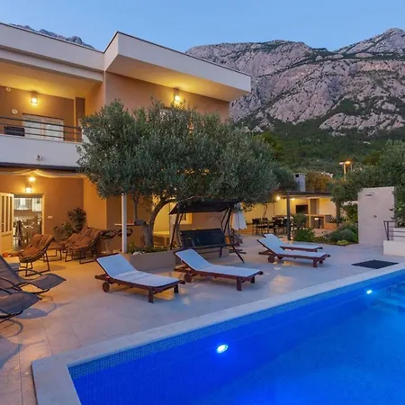 فيلة Cupido In Makarska, Private Pool