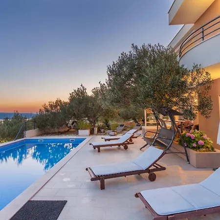 Cupido In Makarska, Private Pool